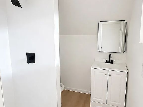 2nd image of 1502 Hunter Ave APT B