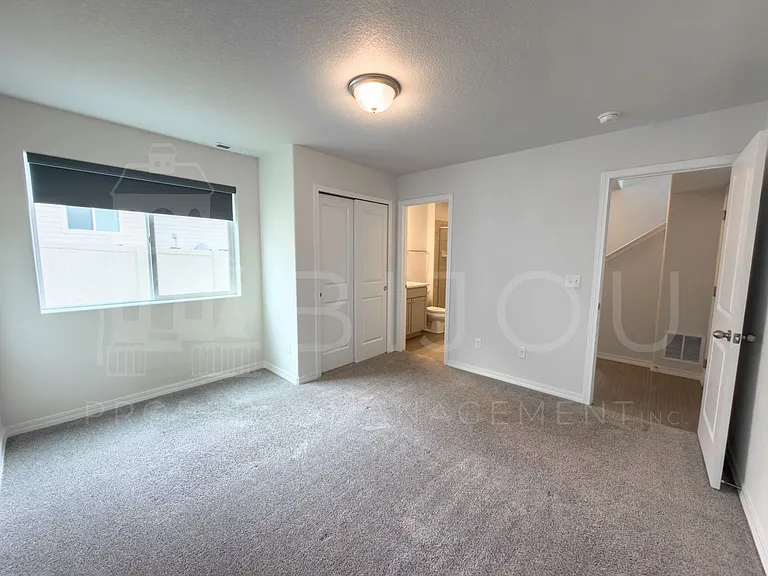 4519 Samaritan Loop — Photo 14