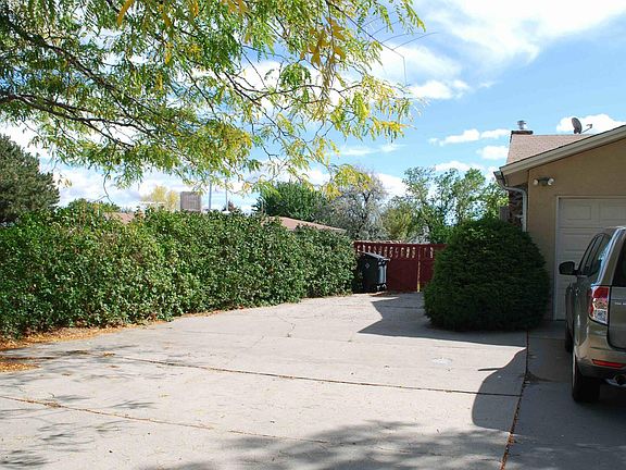 4th image of 105 Shirlane Pl
