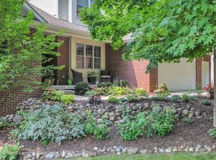 2561 Julie Way, Dewitt, MI 48820