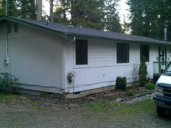 1100 Stavis Drive East NW, Seabeck, WA 98380