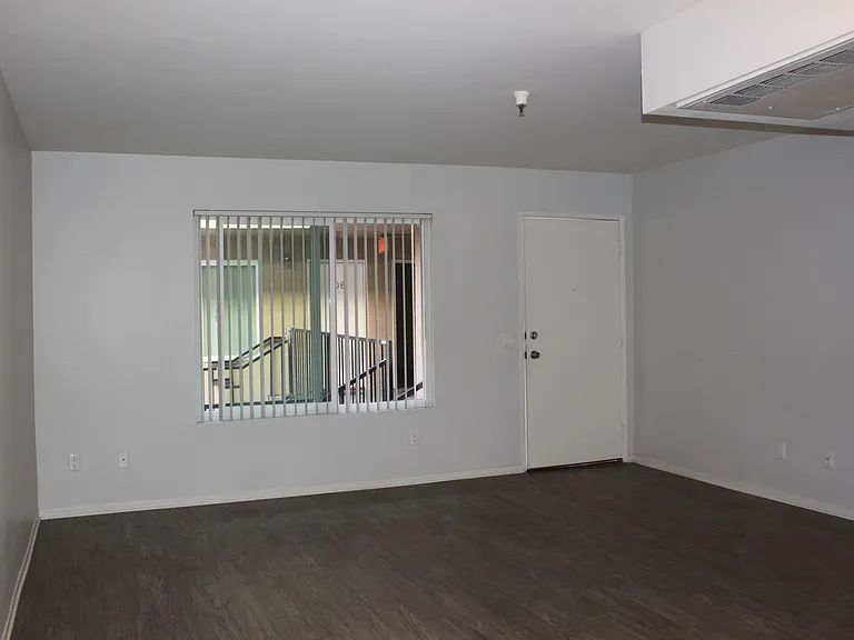 615 N. Juanita Ave — Photo 17