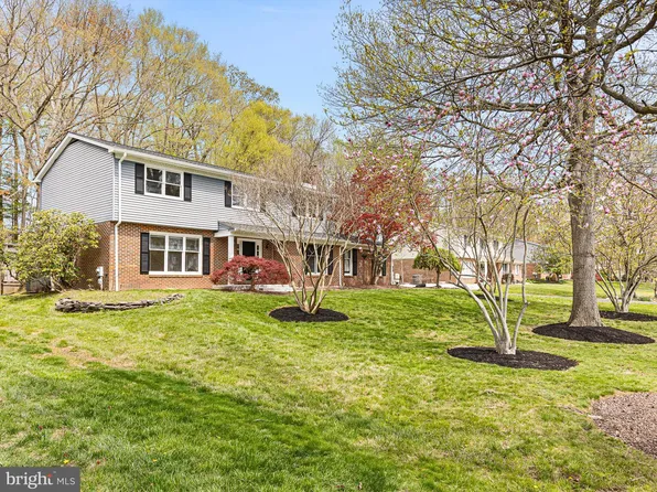 666 Clifton Dr, Bear, DE 19701