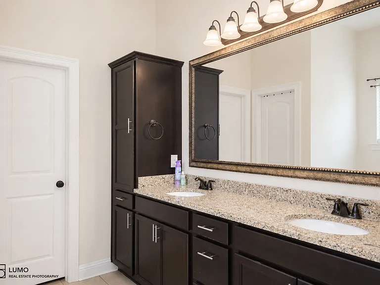 631 Riverscape Dr — Photo 11
