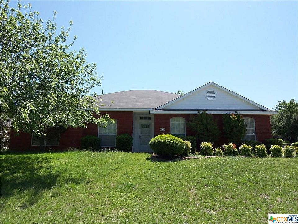 1st image of 607 Clara Dr