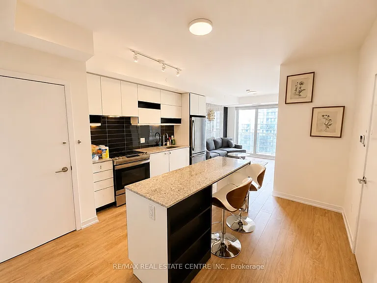 4065 Confederation Pkwy #2811 — Photo 4