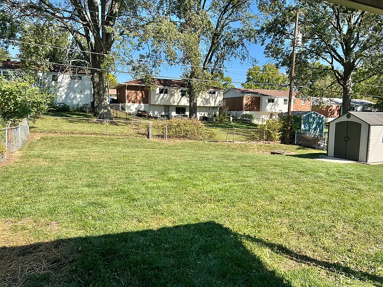 9815 Ridgely Ln — Photo 31