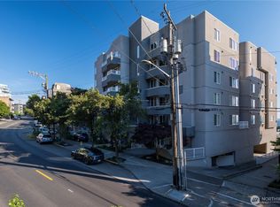 601 W Mercer Pl APT 304, Seattle, WA 98119