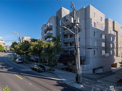 601 W Mercer Place #304, Seattle, WA, 98119