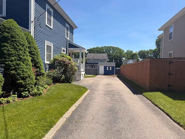 6 Bella Vista Ave — Photo 2
