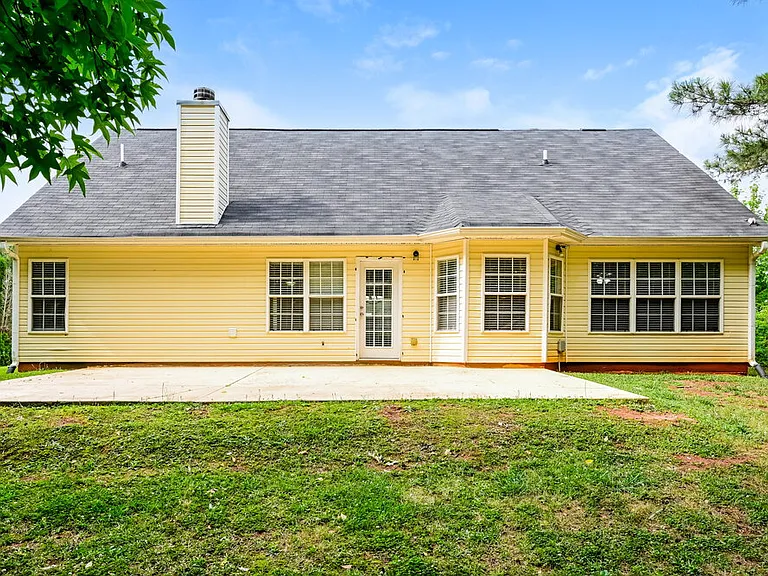 330 Fieldstone Ln — Photo 17