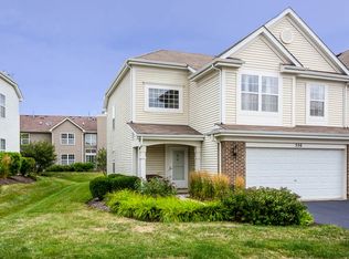 556 Yorkshire Ln, Hampshire, IL 60140