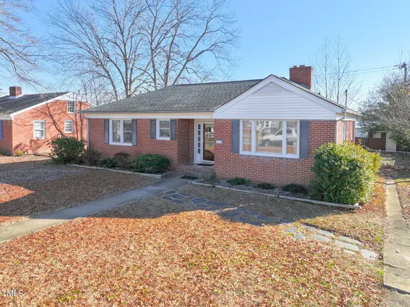 1220 Charlotte St, Roanoke Rapids, NC 27870