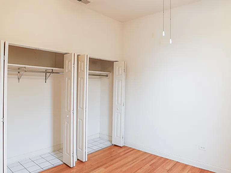 1959 W Chicago Ave #3RW — Photo 3