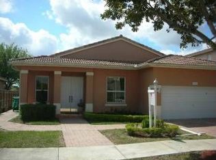 15862 SW 63rd Ter, Miami, FL 33193