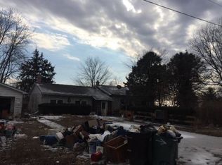 2522 Church St, Clinton, IL 61727