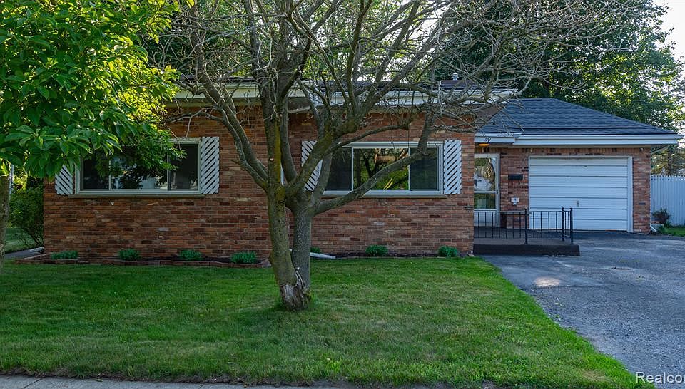 1st image of 59 Mechanic St
