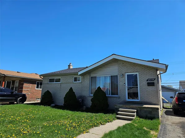 25154 Huron St, Roseville, MI 48066
