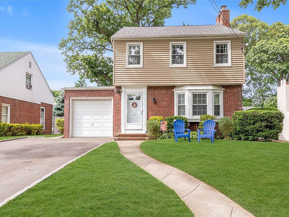 1st image of 10 Lake Dr N
