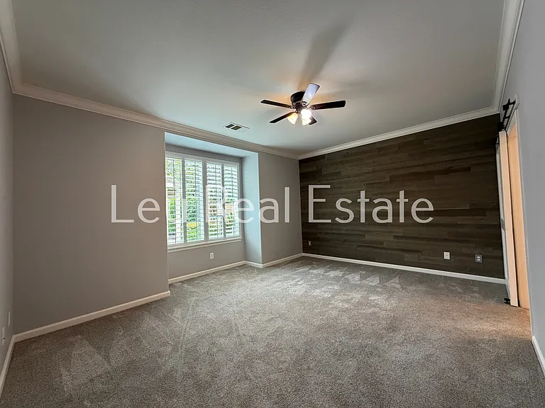 7424 Foxburgh Ct — Photo 8