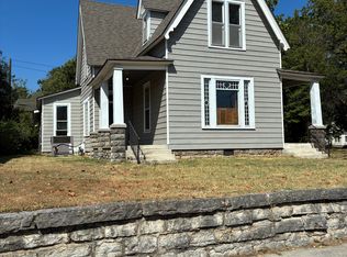 216 N Wall Ave, Joplin, MO 64801