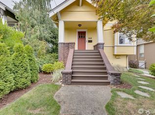 324 NE 50th Street, Seattle, WA 98105