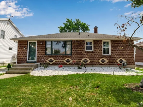 37 Lamson Rd, Buffalo, NY 14223