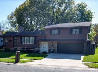 102 26th St NW, Rochester, MN 55901