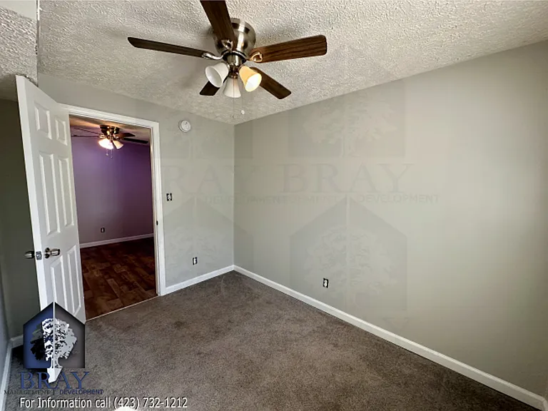 729 E Sullivan St — Photo 12