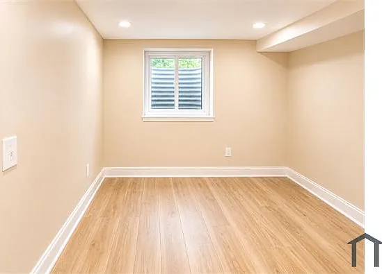 528 Oklahoma Ave NE — Photo 13