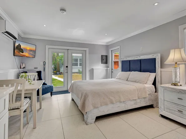 310 30th Street, West Palm Beach, FL 33407