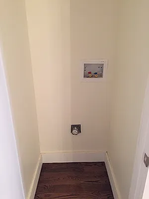 Rented by Premier Metro Realty Corp | media 17