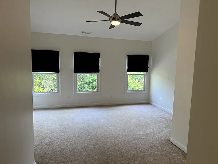 324 Mulberry St — Photo 13