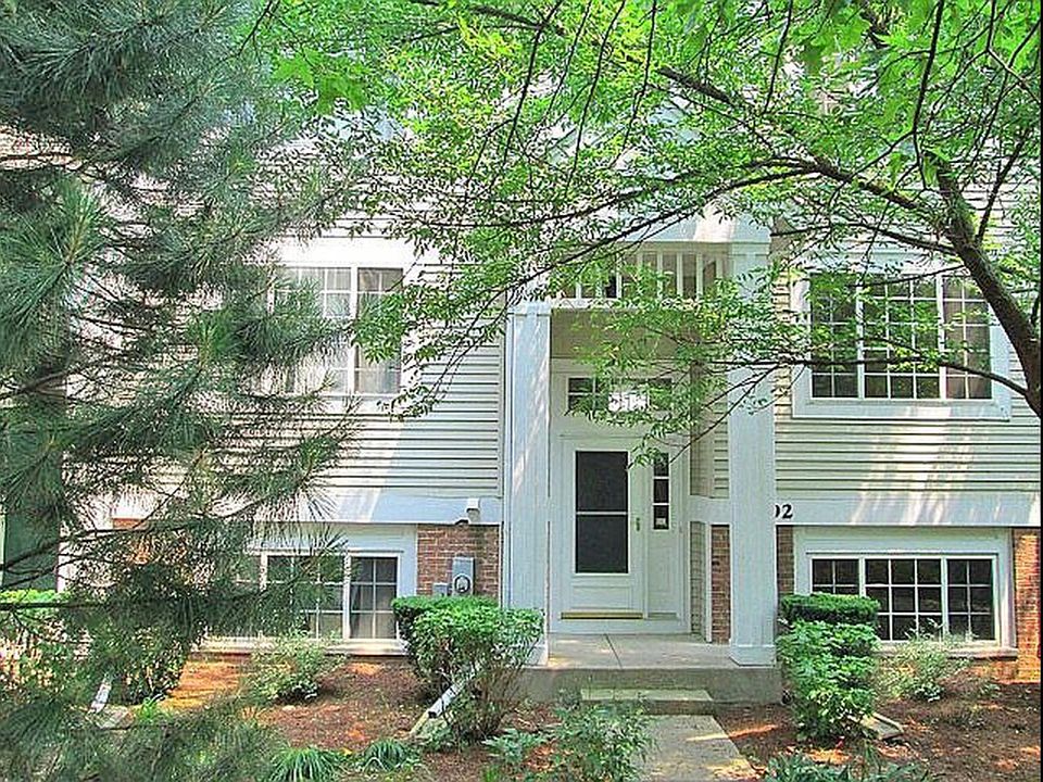 1st image of 192 Lucerne Ct #192