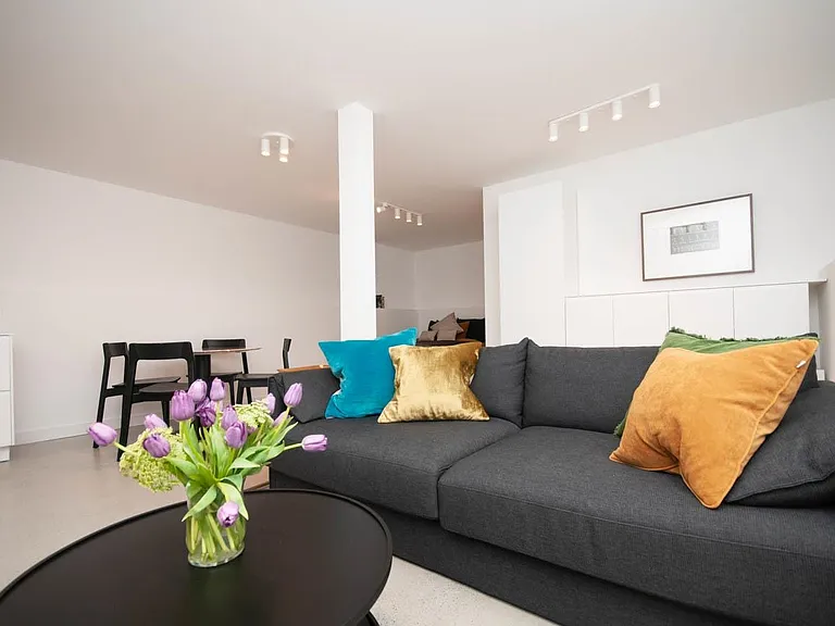 563 Union St #2 — Photo 7
