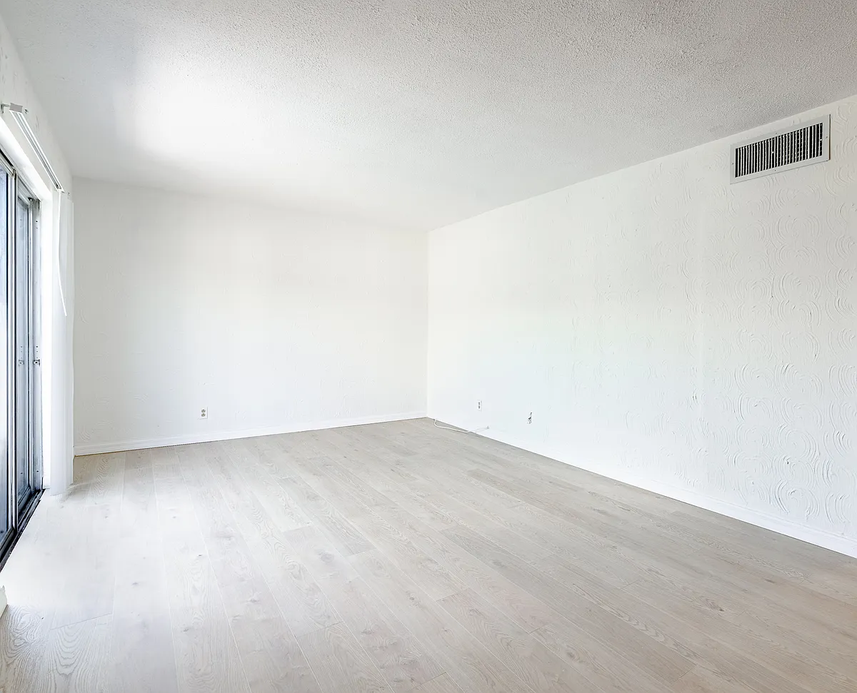 Building Photo - 1799 N Highland Ave #156
