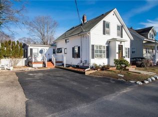 15 Claire St, Riverside, RI 02915