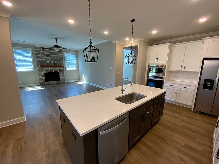 1070 Providence Loop — Photo 9