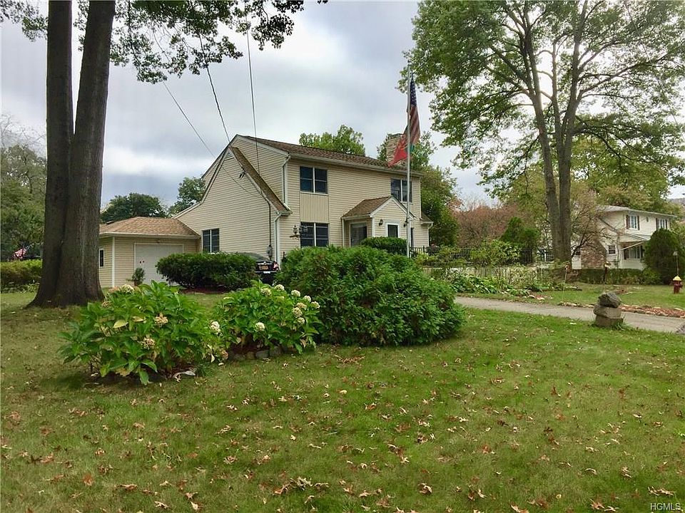 1st image of 16 Hazen St