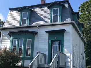 18 Mitchell St, Eastport, ME 04631