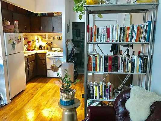 Rented by JK Dansar Corp | media 26