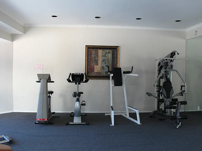 Cantara Townhomes — Photo 6