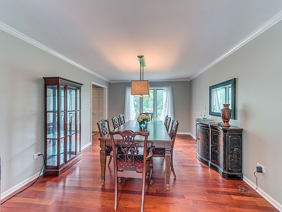 5th image of 1168 Kenilworth Cir