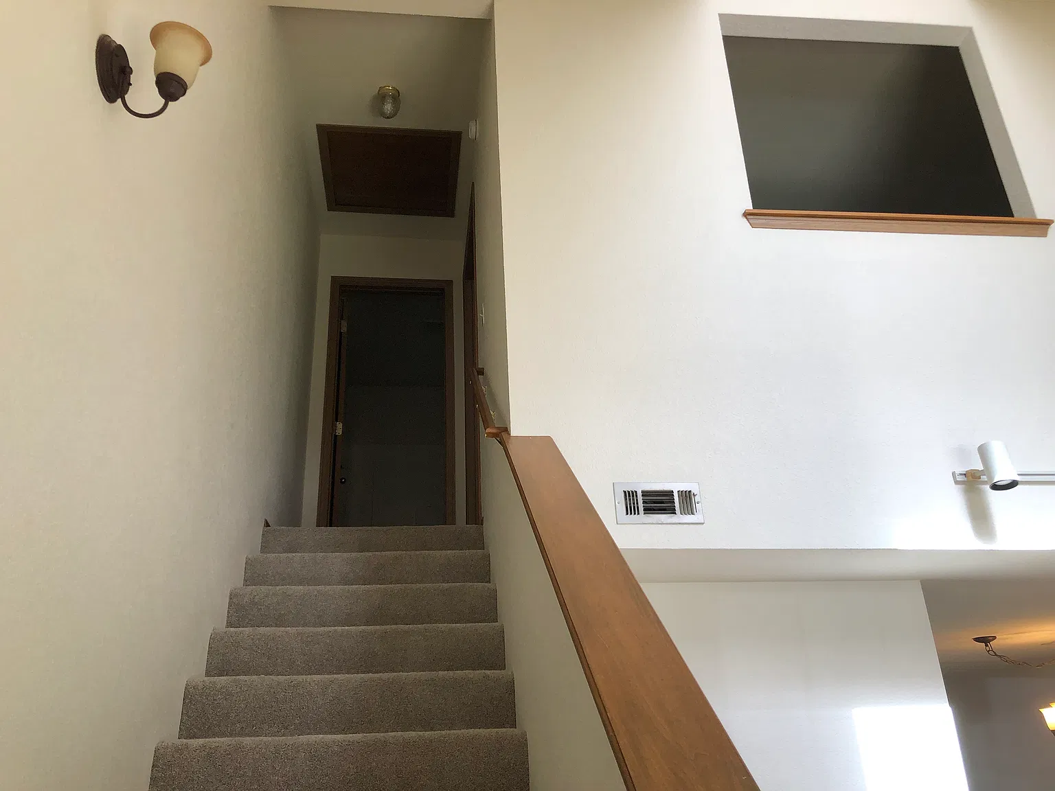 2 bed, 1100 sqft, $1,225 — Photo 4