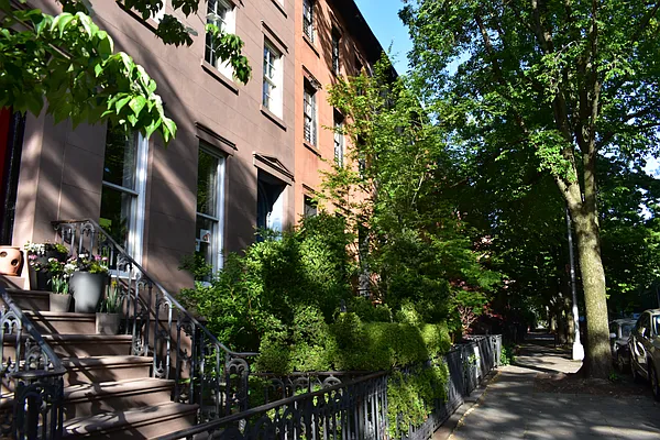 Rented by Compass | media 17