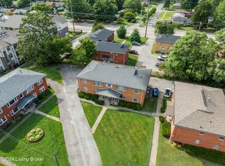 3212 Orchard Manor Cir, Louisville, KY 40220