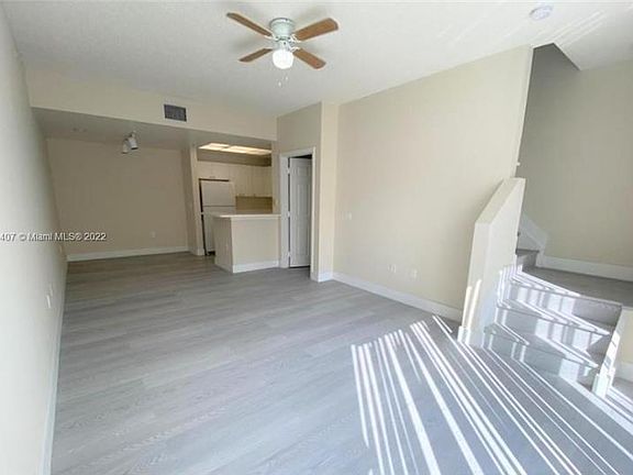 2nd image of 2027 SE 10th Ave APT 713