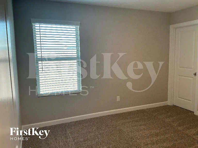 11732 Mesquite Rd — Photo 5