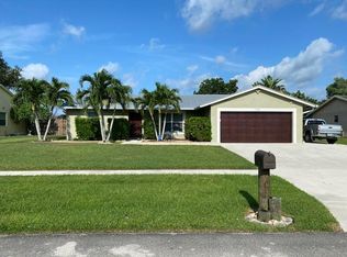 173 Martin Cir, Royal Palm Beach, FL 33411