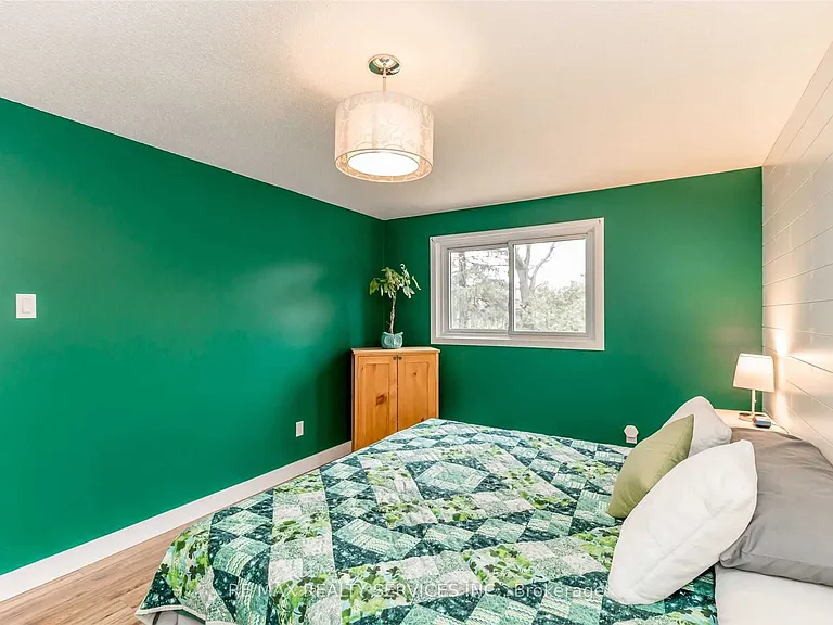 83 Janice Dr — Photo 14